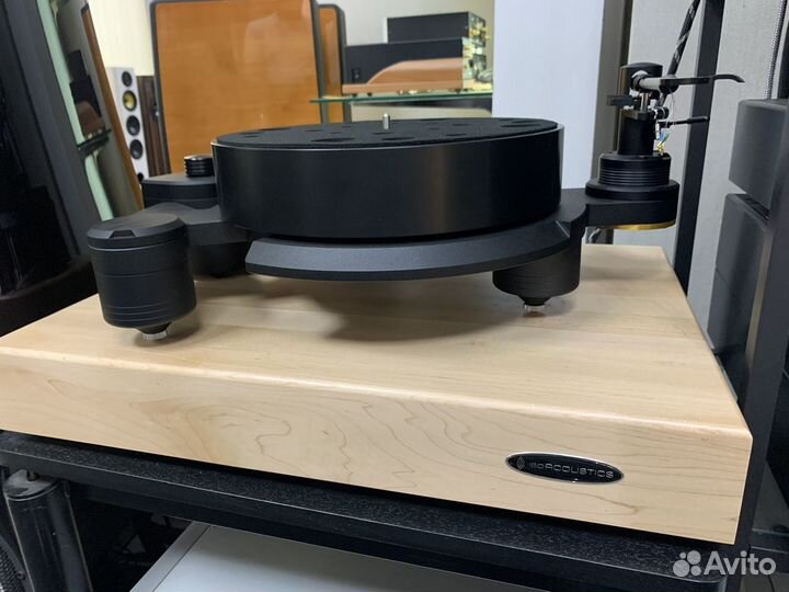 Виброизолирующая платформа Isoacoustics Delos