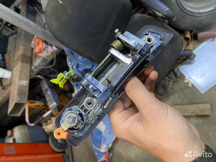 Продам запчасти на Мицубиси паджеро пинин