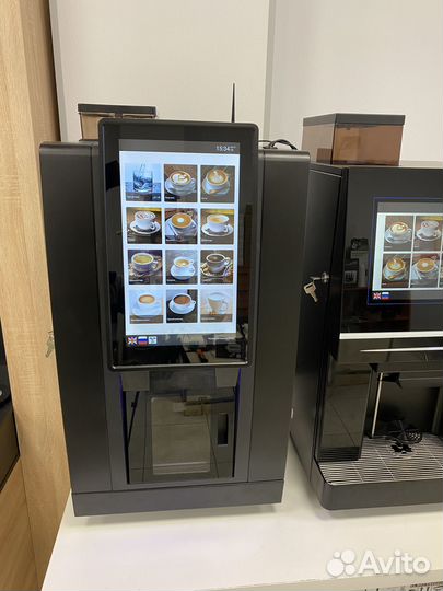 Кофейный автомат для кофейни Jetinno