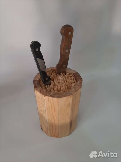Подставка для кухонных ножей