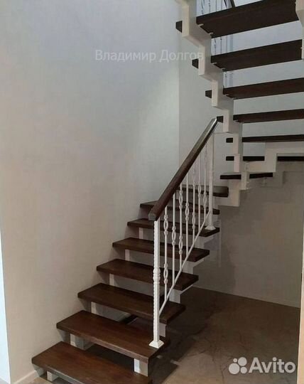 Деревянная лестница (бюджетная)