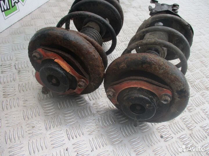 Амортизатор передний Ниссан Максима А32