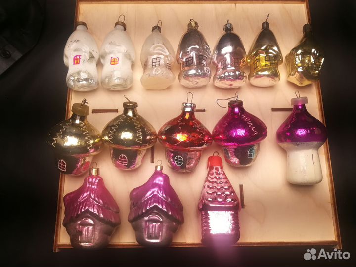 Елочные игрушки домики