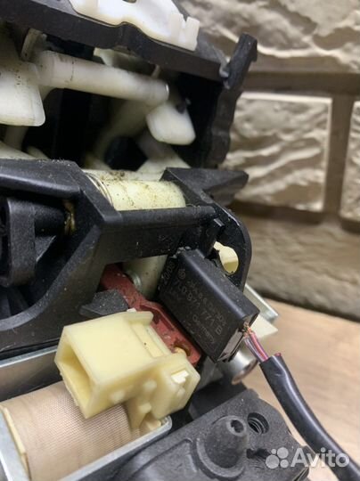 Volkswagen Touareg Кулиса кпп (АКПП) с тросом