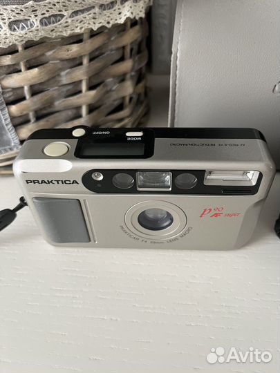 Пленочный фотоаппарат praktica p90