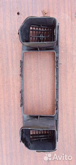 Консоль магнитофона Toyota Corolla Fielder NZE121