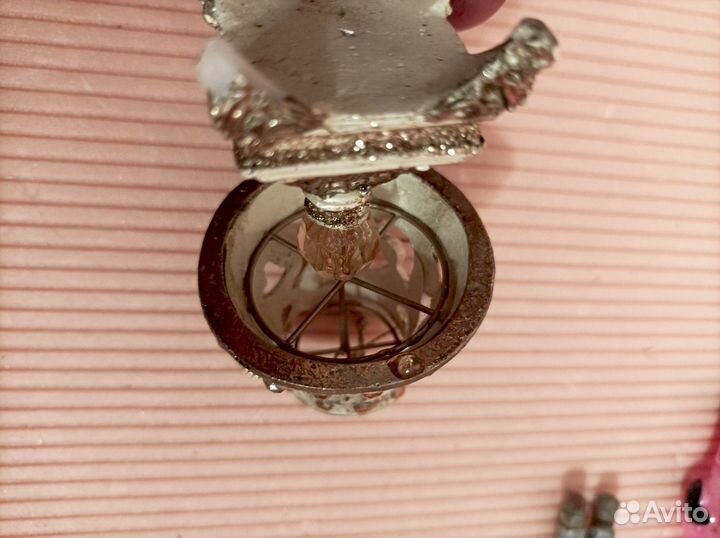 Редкие новогодние игрушки, деды морозы, елки