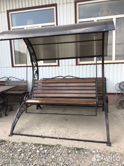 Кованые качели
