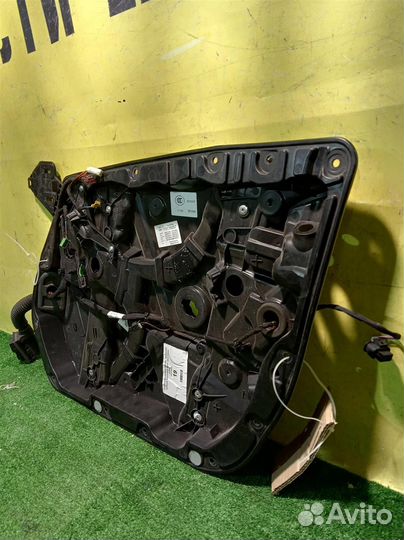 Стеклоподъемник электр. передний правый merсedes