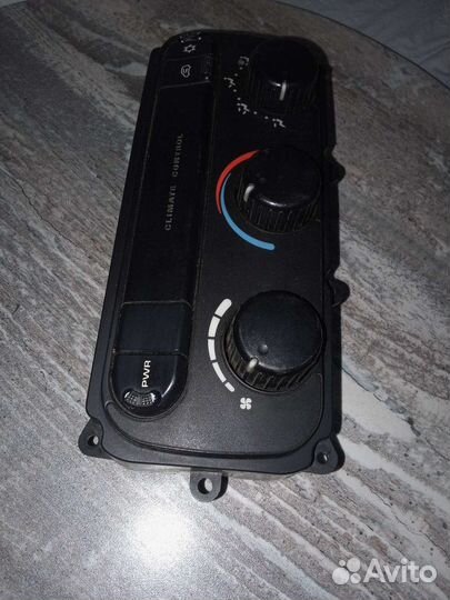 Блок управления печкой Додж Караван