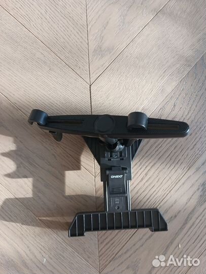 Автомобильный держатель для планшета