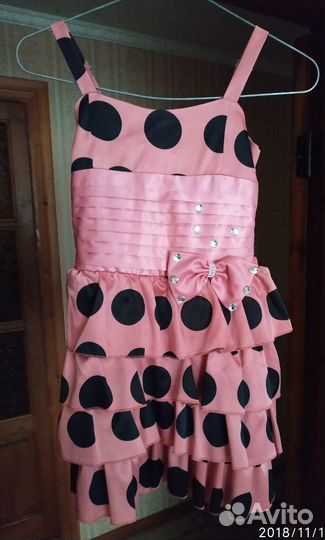 Нарядное платье