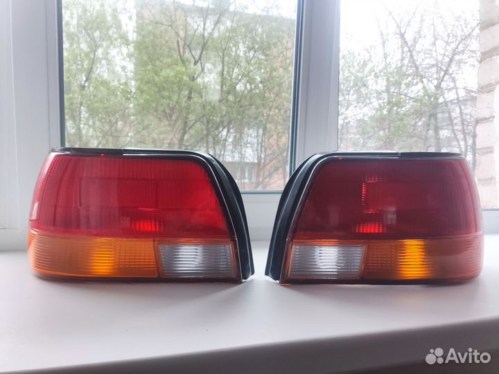 Задние фонари на Тойота corolla