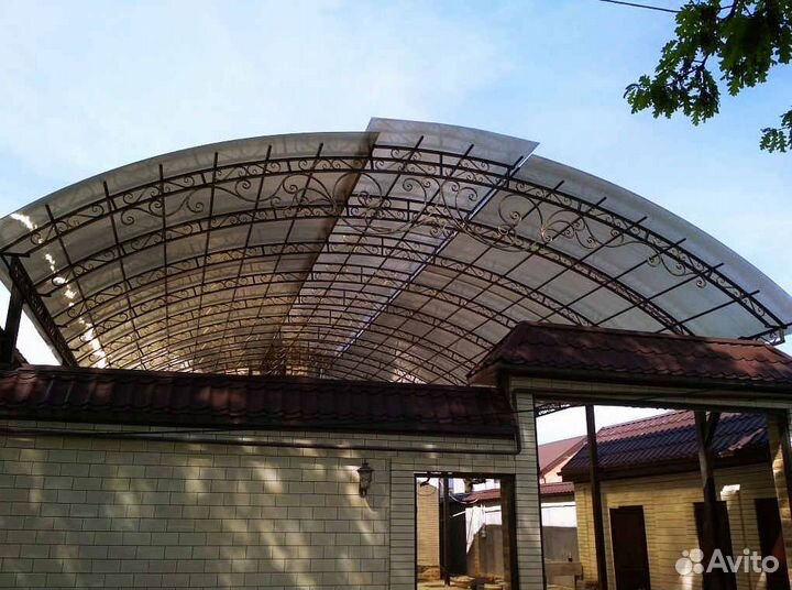Навес из поликарбоната