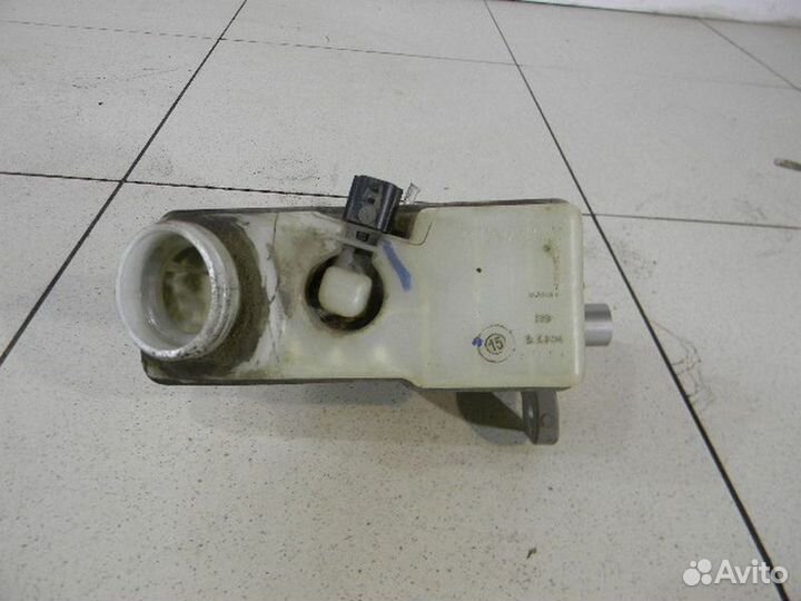 Цилиндр тормозной главный