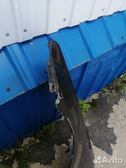 Крыло на mercedes w204