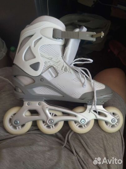 Роликовые коньки Reaction R300W, надеты 1.5 раза)