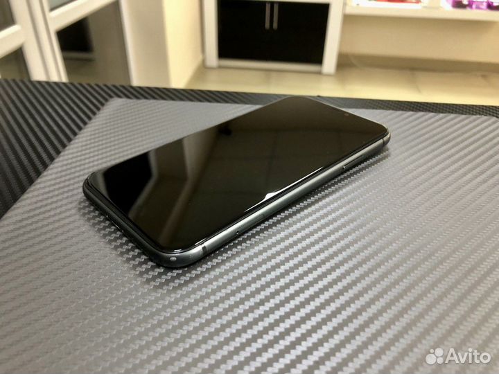 Телефон iPhone 11 64gb Ru/A Отличное состояние