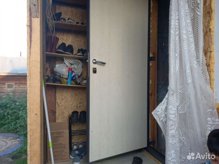 Входная дверь