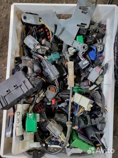 Разъёмы Ford Mondeo 4