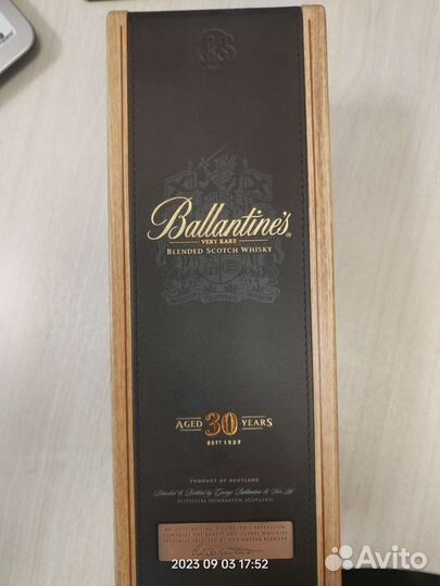 Коробка из под виски Ballantines 30 лет