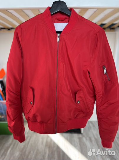 Бомбер женский