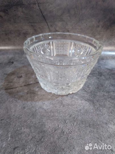 Хрустальная ваза