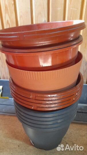 Цветочные кашпо и горшки большие