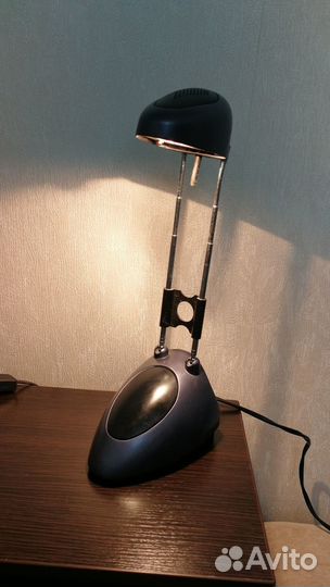 Лампа настольная