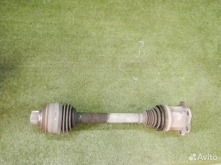 Привод передний левый Audi Q7 2 (2015-н.в.)