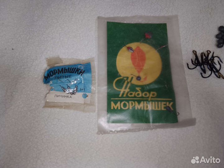 Продаю набор рыболовных крючков