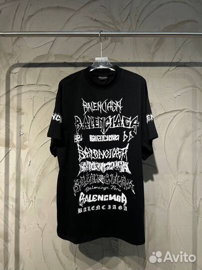 Balenciaga футболка