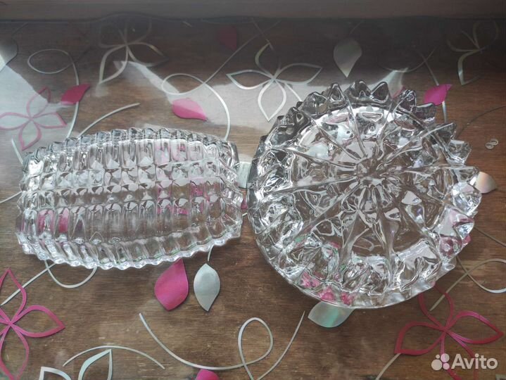 Пелельница хрустальные