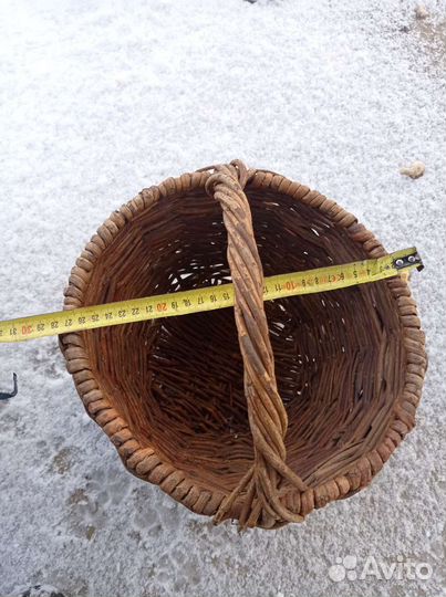 Корзина плетеная