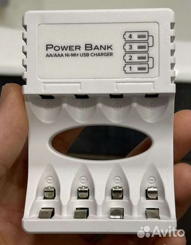 Зарядное устройство с АКБ х 4 шт типа ааа 900мАч