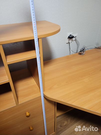 Компьютерный стол