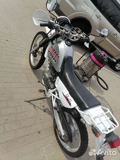 Suzuki djebel 200 SE