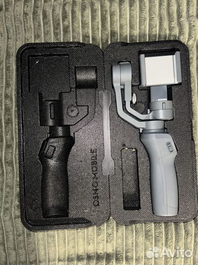 Электронный стабилизатор DJI osmo mobile 2