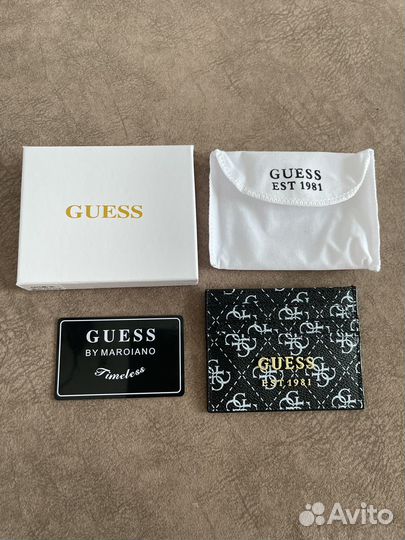 Картхолдер guess