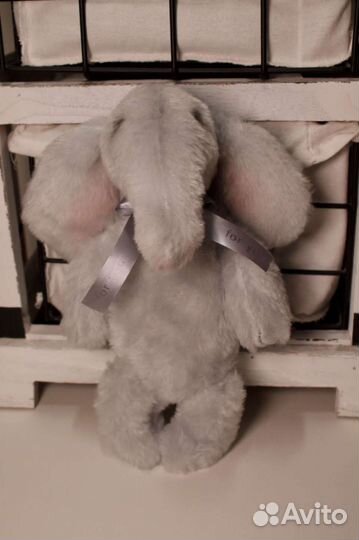 Слоник плюшевый