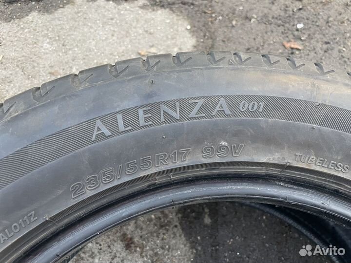 Bridgestone Alenza 001 235/55 R17 99V