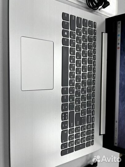 Ноутбук Lenovo Core i3-6/ Ram 8Gb/ SSD 500Gb