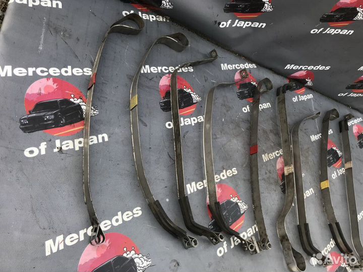 Крепления топливного бака w163