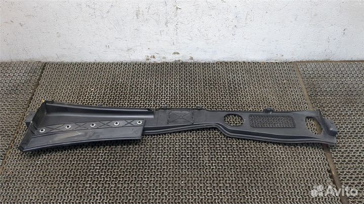 Жабо под дворники Audi Q5, 2010