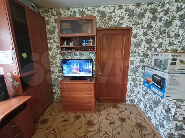3-к. квартира, 83 м², 1/2 эт.