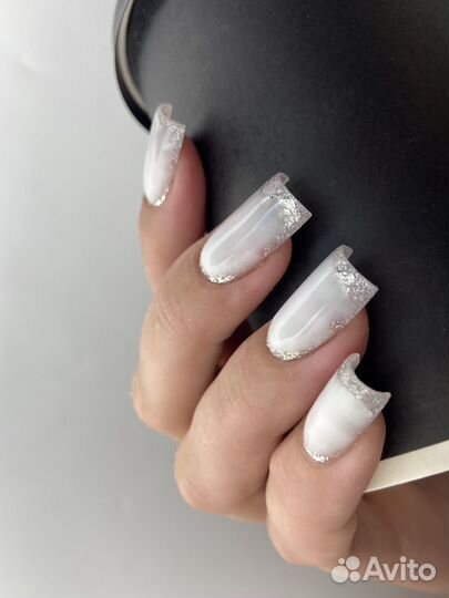 Маникюр наращивание ногтей