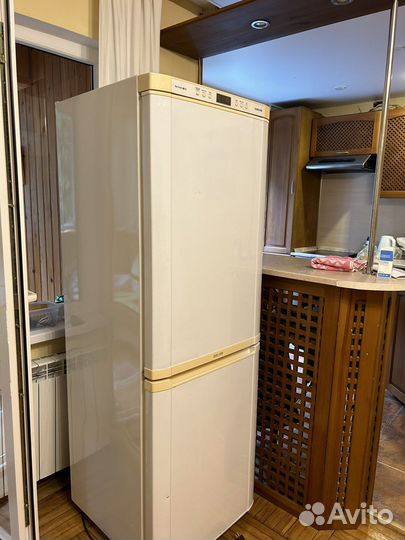 Холодильник бу samsung на запчасти