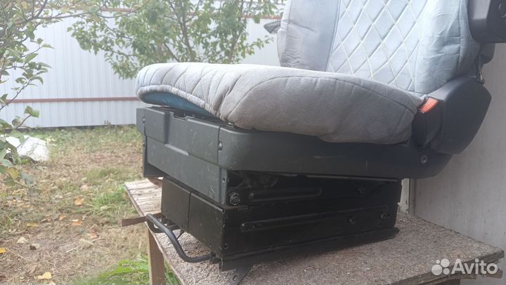 Сиденье пассажирское daf