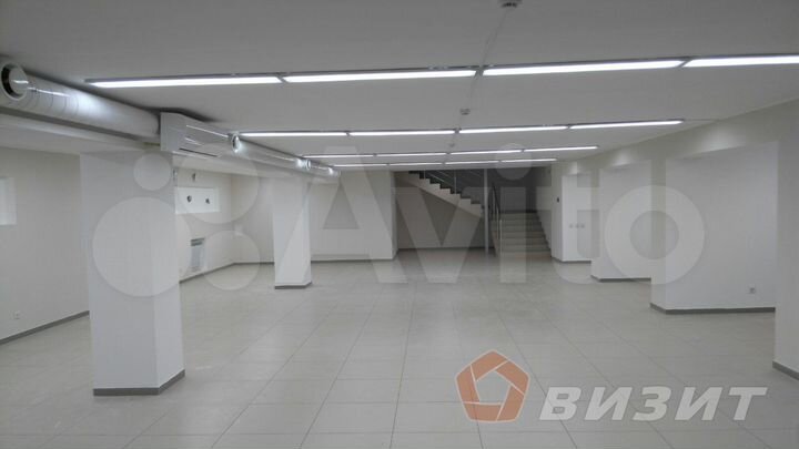 Помещение 320 м² на Самарской площади на 1-й линии