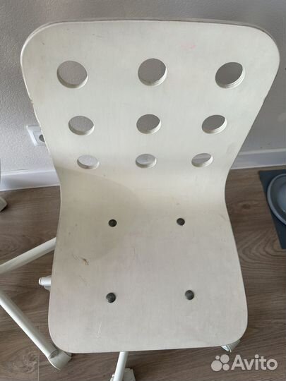 2 детских стула IKEA на колесиках